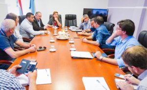 Alicia Benítez se reunió con Santa Cruz y Pdtes. Comunales