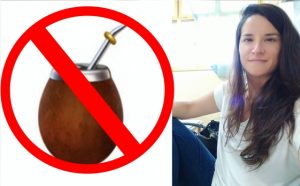 No le dieron mate porque no tenia plata para la yerba
