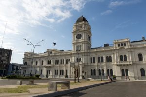 El gobierno prorrogó los adicionales a los trabajadores afectados a la atención por la pandemia 