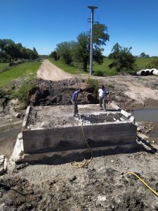 Se construye nueva alcantarilla para mejorar el desagüe pluvial de Avda. Mitre
