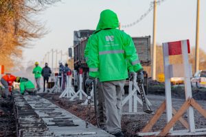 Importantes avances en torno a la obra de cordón cuneta en Bvard. Guex