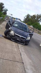 Despiste sin lesionados en la Autovía Gervasio Artigas a la altura del arroyo El Pelado