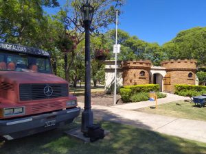 El Municipio de Villa Elisa colocó nuevas cámaras se seguridad en Plaza San Martín