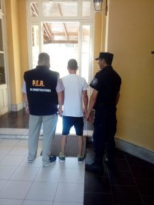 Masculino oriundo de Gualeguaychú, fue trasladado a Jefatura sindicado como posible autor de varios ilícitos en la ciudad 