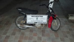Secuestro de una moto con adulteraciones para establecer real propiedad y procedencia