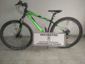 Se recuperó una bicicleta sustraída en Barrio el Colorado