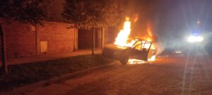 Incendio de un automóvil en San Jose