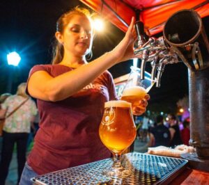 Habrá un completo patio de comidas y feria de emprendedores en el Festival de Danzas