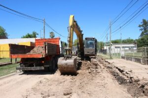 Se prepara calle Peron de barrio El Brillante para los trabajos de pavimentación