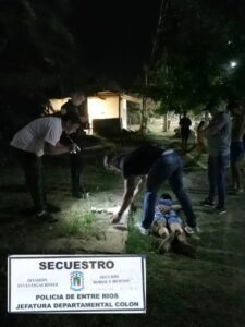 Masculino fue aprehendido en flagrancia por sustraer elementos a una joven