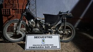Personal policial procedió al formal secuestro de una moto para establecer Procedencia en San José.