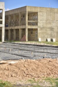 Se construye un nuevo cuerpo de nichos en el cementerio municipal de Villa Elisa