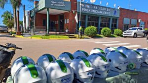 SEGUNDA ETAPA DE ENTREGA DE CASCOS PARA MOTOS EN PRONUNCIAMIENTO