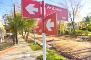 Villa Elisa:Una cuadrilla sigue adelante con la construcción de nuevo cordón cuneta