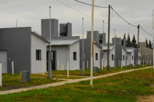 18 FAMILIAS ELISENSES CUENTAN CON SU NUEVA VIVIENDA