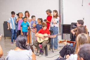 El Taller Integral Municipal de Arte y Teatro de Villa Elisa tuvo su muestra anual