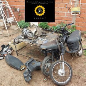 Colón: Personal policial, procedió al formal secuestro de dos  motocicletas y autopartes
