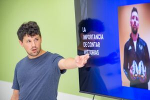 Villa Elisa: Exitoso taller sobre “Producción y monetización de contenidos para plataformas digitales”
