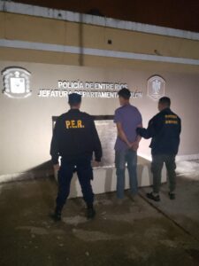 SECUESTRO DE ELEMENTOS SUSTRAÍDOS Y DETENCIÓN DE UN JOVEN.