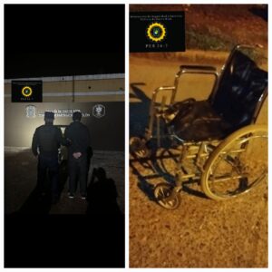 QUEDÓ DETENIDO POR HURTO EN FLAGRANCIA.