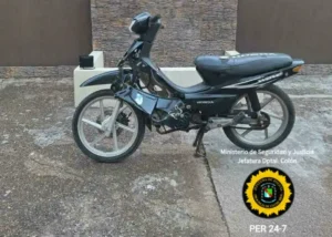 Secuestro de Motovehículo en Colón