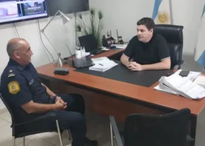 Reunión protocolar en San José: autoridades proyectan estrategias conjuntas en seguridad.