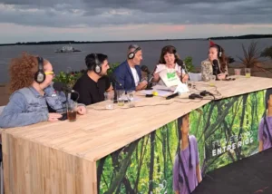 Lambert en el lanzamiento de la temporada estival entrerriana