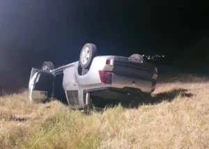 Accidente de Tránsito en la Autovía José Gervasio Artigas: Un Lesionado Leve tras Vuelco