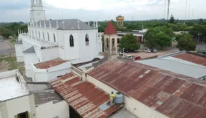 Villa Elisa: Realizan limpieza y desinfección de tanques en escuelas