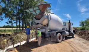 Villa Elisa: Culminaron la primera etapa de la obra de entubado en el canal de Rieter