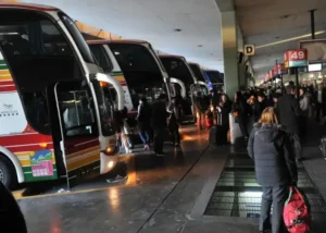 Preocupación por la eliminación del control de documentación a menores en el transporte de pasajeros