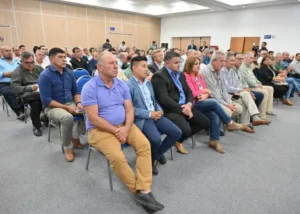 El Presidente Comunal de Arroyo Barú se reunió con el Gobernador y distintos Jefes Comunales de Entre Ríos en Paraná