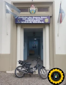 Villa Elisa: En un procedimiento se logró recuperar una moto que había sido denunciada como sustraída.