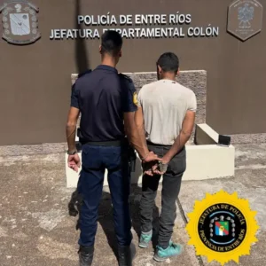 HOMBRE APREHENDIDO POR DAÑOS EN UNA VIVIENDA EN COLÓN