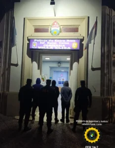 Villa Elisa: Masculinos aprehendidos por Tenencia de Estupefacientes