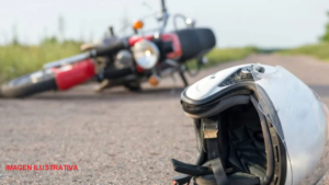 JOVEN MOTOCICLISTA SUFRIÓ UNA CAÍDA EN RUTA 23 Y FUE DERIVADO AL HOSPITAL SAN BENJAMÍN