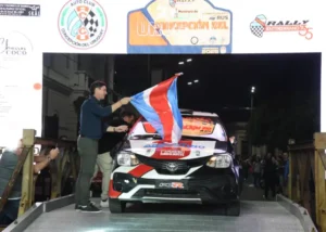 El Intendente de Pronunciamiento Ricardo Sandoval estuvo presente en la largada simbólica del RALLY ENTRERRIANO
