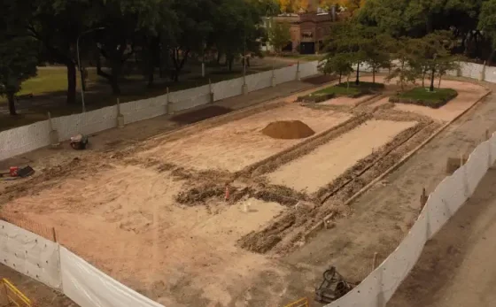Villa Elisa: Avanza la puesta en valor de la Plazoleta Belgrano