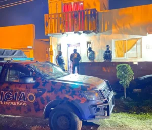 ALLANAMIENTO POR NARCOMENUDEO EN COLÓN: SECUESTRO DE SUSTANCIAS ILÍCITAS Y DETENCIÓN DE UN SOSPECHOSO