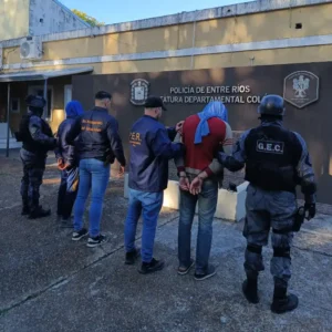 Allanamiento, detención y secuestro de dinero por un ilícito ocurrido en zona céntrica de Colón