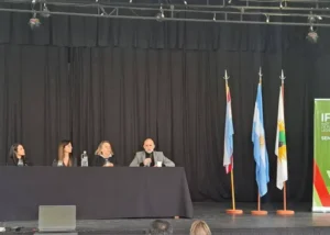 Capacitación en ceremonial público para comuna La Clarita