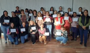 Taller de Fotografía para Redes Sociales: Impulso a Emprendedores en La Clarita