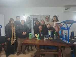 Presentación de trabajos finales de la Tecnicatura en Diseño Industrial en San José