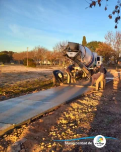 1° de Mayo: Avanza la construcción de veredas en el Parque Dolores Costa de Urquiza