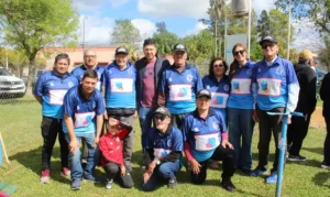 Los Tejeros de la U de Pronunciamiento presentan sus nuevas camisetas