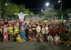 Las comparsas de Pronunciamiento siguen llevando su alegría a toda la región