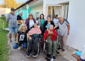 Con más de 100 inscriptos comenzaron los talleres municipales gratuitos para personas mayores en san josé