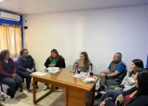 Reunión de trabajo entre la Secretaría de Salud y Bienestar Social del Municipio de San José y organizaciones que acompañan a personas con discapacidad
