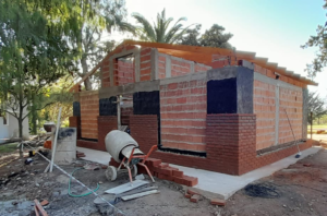 Villa Elisa: Continúa la construcción de los nuevos sanitarios del Museo