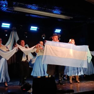 Velada Patria reunió a la comunidad en Villa Elisa
